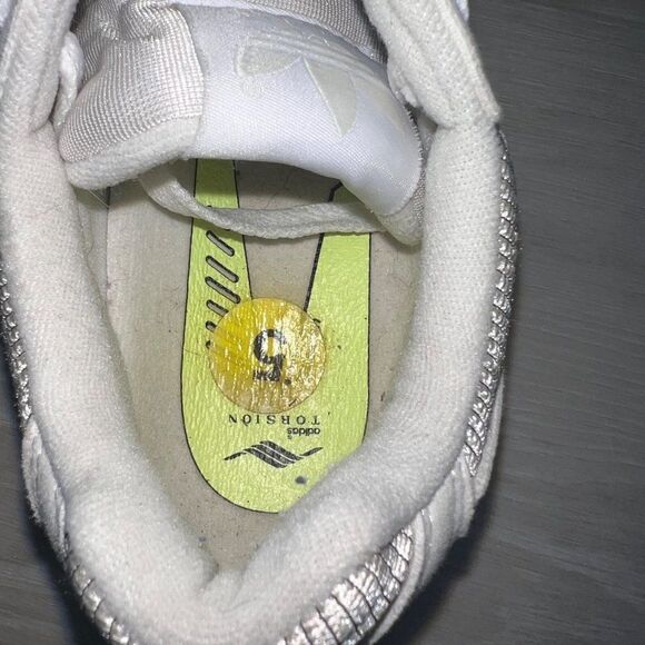 Adidas ZX 4000 'Off White Hot Lime' EE4762 Youth 5 Women's 6 - Picture 9 of 11